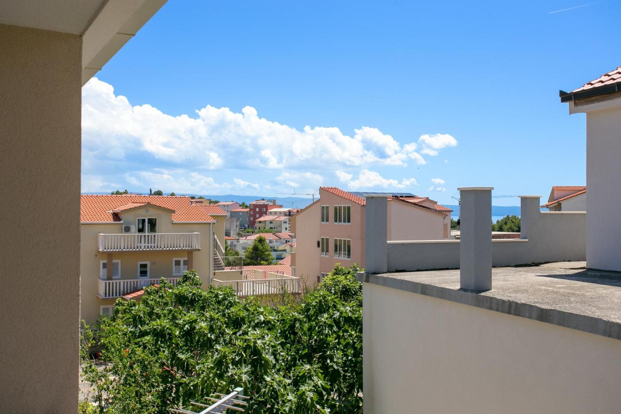 Apartments With A Parking Space Podstrana, Split - 17586 Zewnętrze zdjęcie